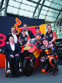 Bradley Smith, Red Bull KTM Factory Racing, Pol Espargaro, Red Bull KTM Factory Racing, Mika Kallio, Red Bull KTM Factory Racing, Pit Beirer, KTM Head of Motorsport, Hubert Trunkenpolz, Members of Board KTM, Mike Leitner, Team manager Red Bull KTM Factory Racing