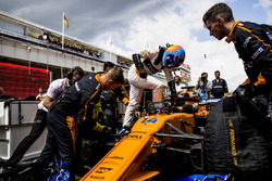 Fernando Alonso, McLaren, on the grid
