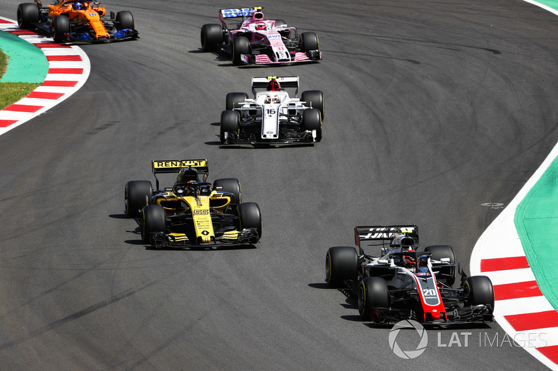 Кевін Магнуссен, Haas F1 Team VF-18, Карлос Сайнс-мол., Renault Sport F1 Team R.S. 18