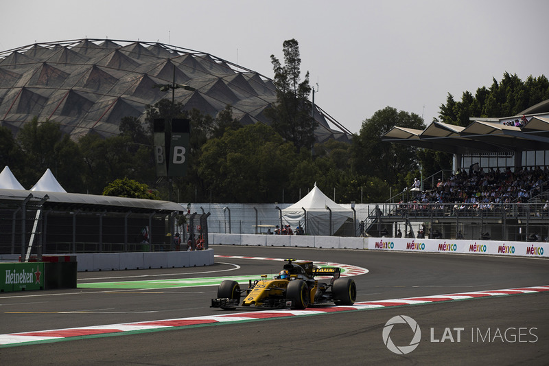 Carlos Sainz Jr., Renault Sport F1 Team RS17