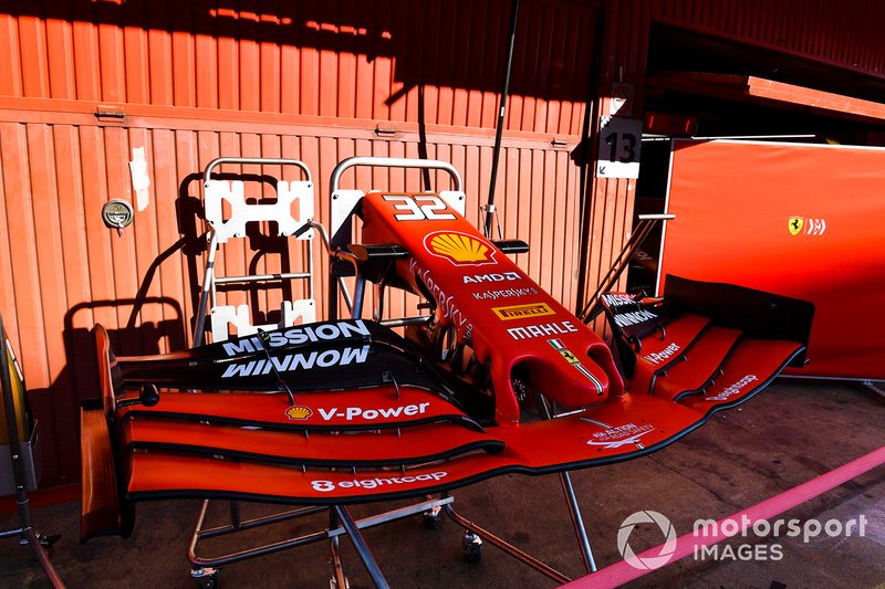Front wing of Ferrari SF90
