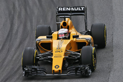 Kevin Magnussen, Renault Sport F1 Team RS16