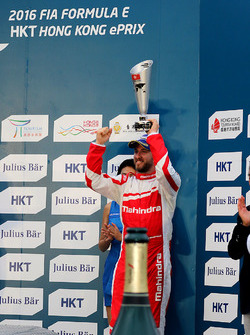 Podio: terzo Nick Heidfeld, Mahindra Racing