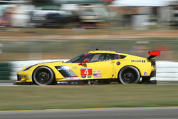 #4 Corvette Racing Chevrolet Corvette C7.R: Олівер Гевін, Томмі Мілнер, Марсель Фасслер