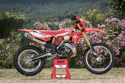 Gamma BETA Enduro RR 2017, test con Manuel Lucchese