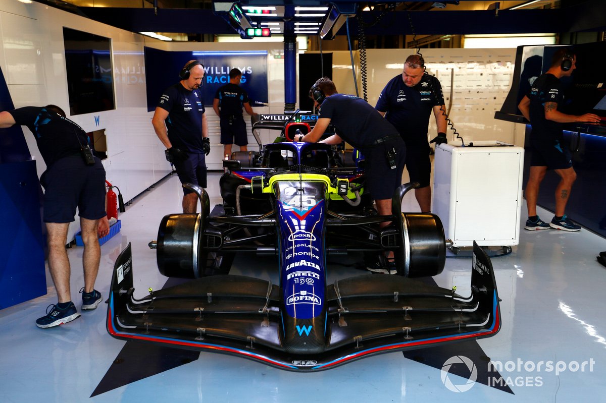 The car of Logan Sargeant, Williams FW44