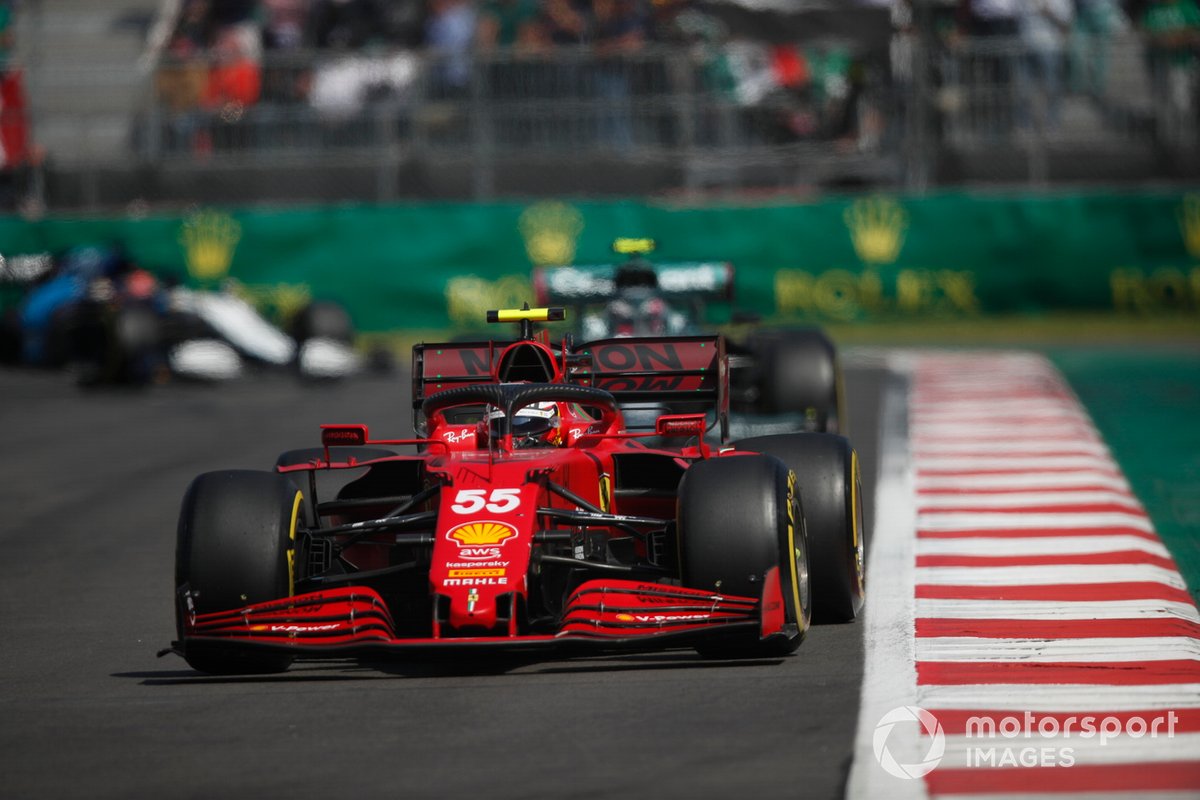 Carlos Sainz Jr., Ferrari SF21