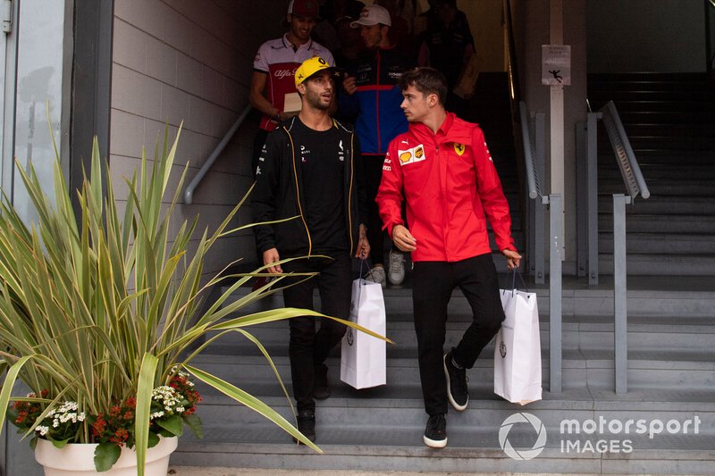 Даниэль Риккардо, Renault Sport F1 Team, и Шарль Леклер, Ferrari