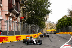 Льюіс Хемілтон, Mercedes AMG F1 W09, Макс Ферстаппен, Red Bull Racing RB14
