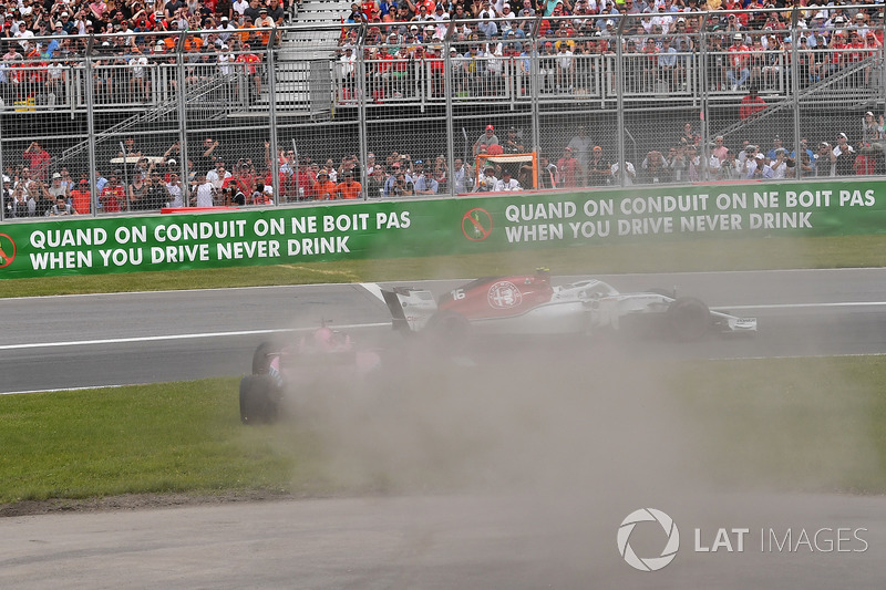 Разворот: Серхио Перес, Sahara Force India F1 VJM11