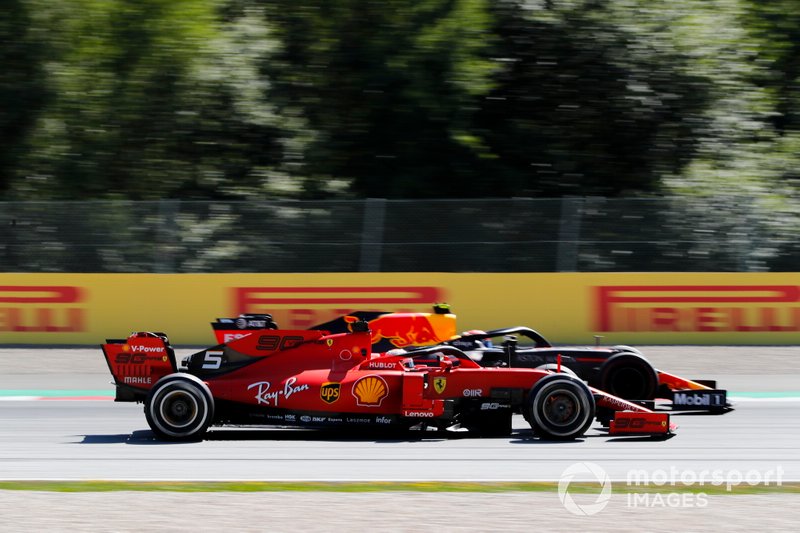 Sebastian Vettel, Ferrari SF90 lotta con Max Verstappen, Red Bull Racing RB15