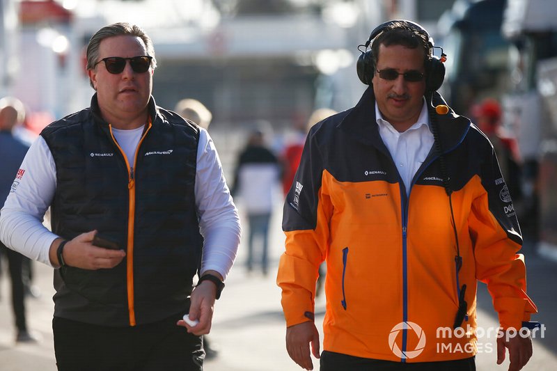 Zak Brown, McLaren Racing CEO y Sheikh Mohammed bin Essa Al Khalifa, CEO del Banco de Desarrollo Económico de Bahréin