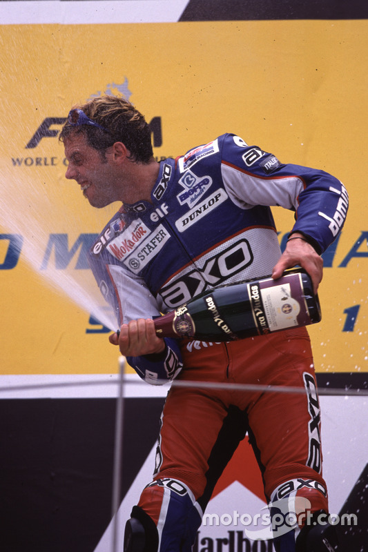1999 - LA PRIMA VITTORIA È FIRMATA CAPIREX