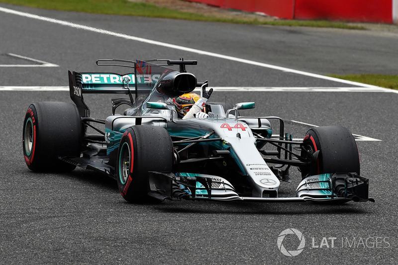 Pole sitter Lewis Hamilton, Mercedes-Benz F1 W08 celebrates in parc ferme