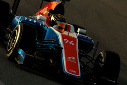 Pascal Wehrlein, Manor Racing MRT05
