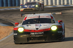 #911 Porsche Team North America Porsche 911 RSR: Patrick Pilet, Dirk Werner, Frédéric Makowiecki