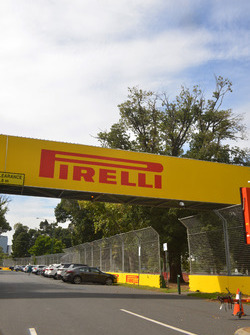 Pirelli logo