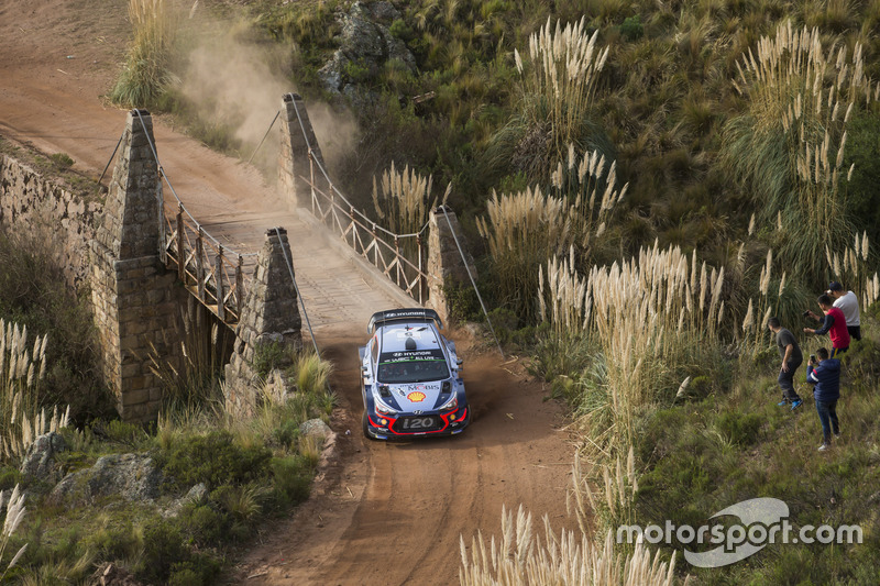 Thierry Neuville, Nicolas Gilsoul, Hyundai i20 WRC, Hyundai Motorsport