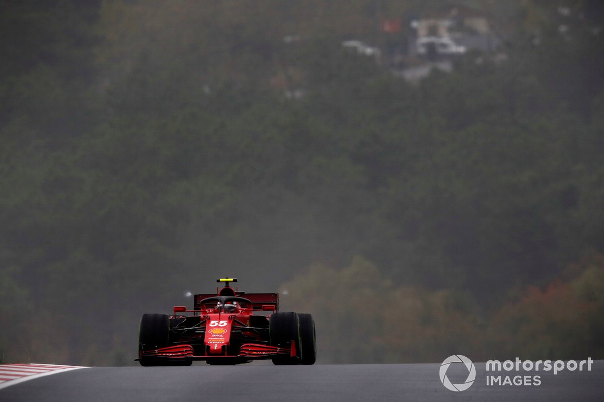 Carlos Sainz Jr., Ferrari SF21