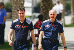 James Key, Technical Director, Scuderia Toro Rosso, and Franz Tost, Team Principal, Scuderia Toro Rosso