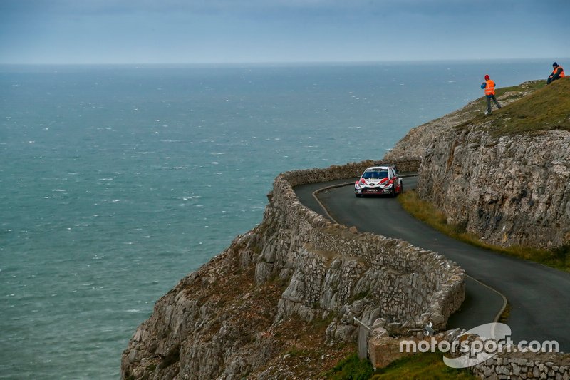 Mobil Yaris WRC milik Tim Toyota Gazoo Racing tidak akan menyambangi Inggris Raya pada WRC 2021.