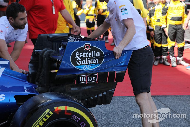 McLaren MCL34