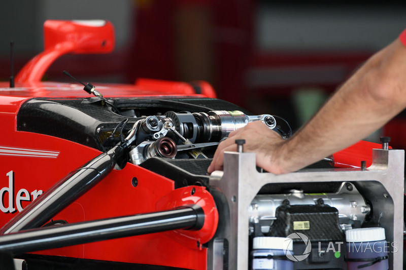 Ferrari SF70H front suspension detail