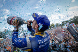 The Podium: Champion Sébastien Buemi, Renault e.Dams