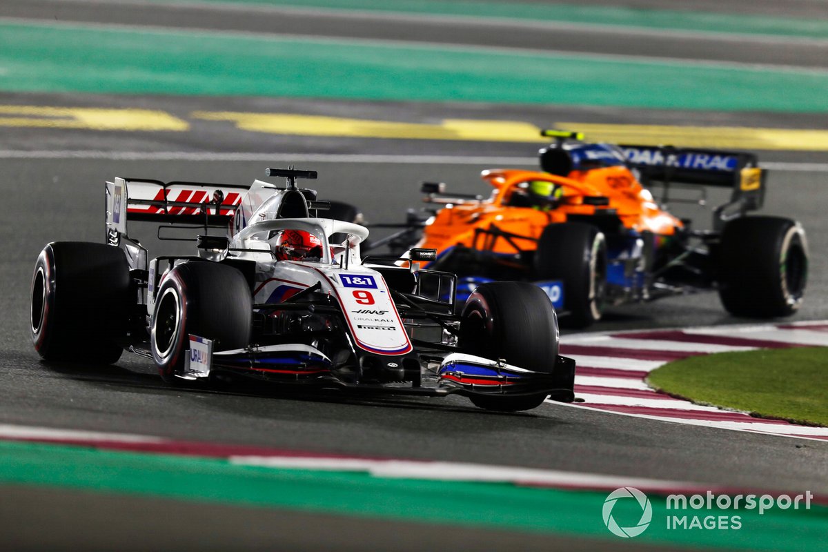 Nikita Mazepin, Haas VF-21, Lando Norris, McLaren MCL35M