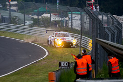 Unfall: #24 Team Zakspeed, Nissan GT-R Nismo GT3: Marc Gassner, Florian Strauß, Tom Coronel