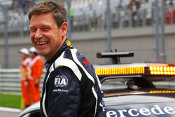 Bernd Maylander, el conductor del coche de seguridad FIA