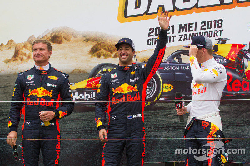 A Red Bull zandvoorti F1-es parádéja