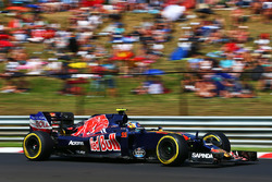 Carlos Sainz Jr, Scuderia Toro Rosso STR11