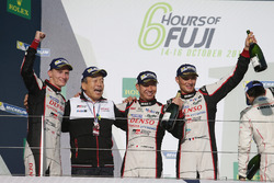 Podium: 1. #6 Toyota Racing, Toyota TS050 Hybrid: Stéphane Sarrazin, Mike Conway, Kamui Kobayashi