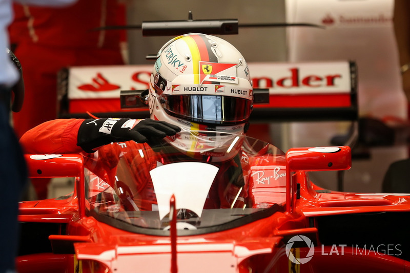Auto von Sebastian Vettel, Ferrari SF70H, mit Cockpitschutz Shield