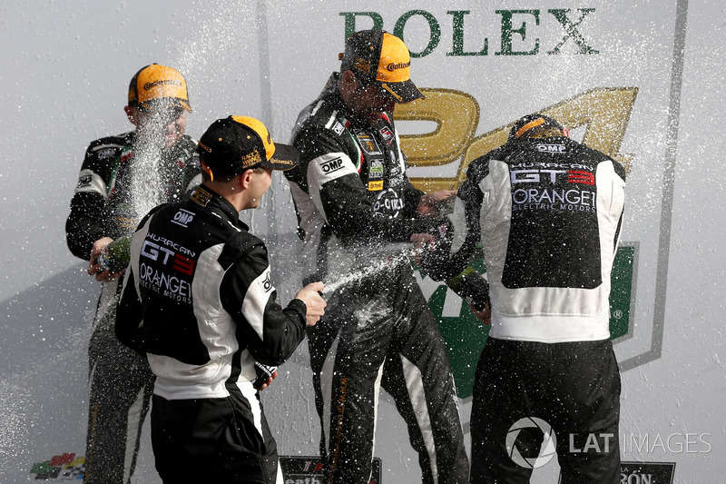 Victory lane, Champagne shower in GTD