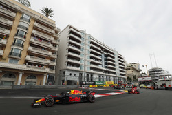 Даніель Ріккардо, Red Bull Racing RB14, лідирує