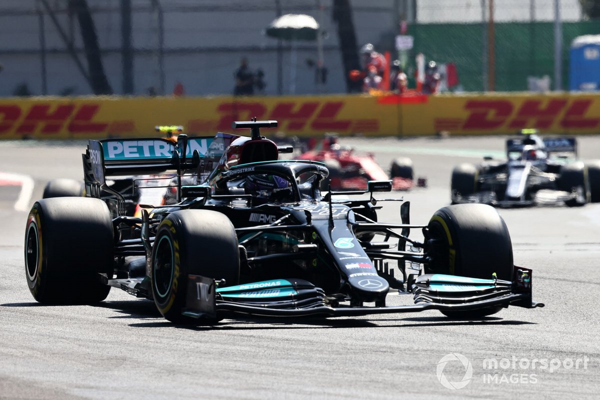 Lewis Hamilton, Mercedes W12