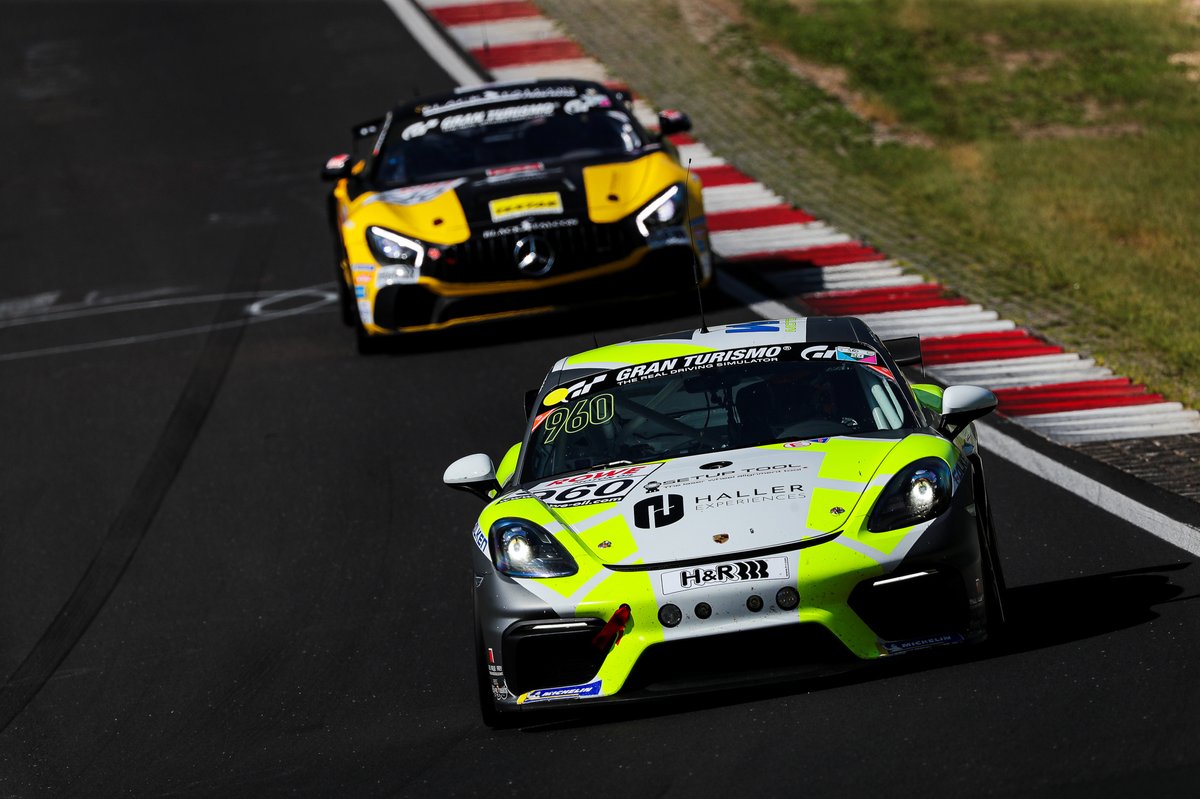 #960 Porsche 718 Cayman GT4 CS: Daniel Blickle, Tim Scheerbarth, Max Kronberg