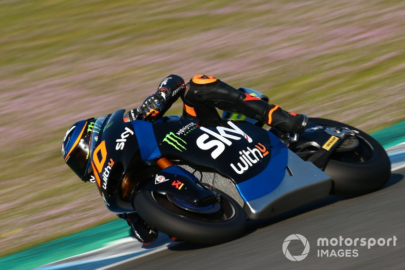 Luca Marini vecht voor een plek in de MotoGP, krijgt hij de kans om nog naast broer Valentino Rossi te rijden?