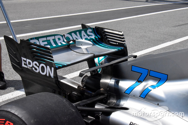 Detail sayap belakang Mercedes AMG F1 W09