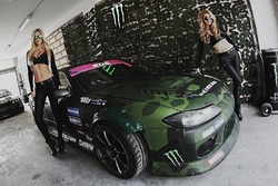 Промо-девушки Black Monster Energy