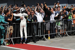 Valtteri Bottas, Mercedes AMG F1, im Parc Ferme