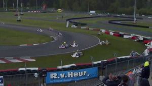 La pluie sème le chaos en karting à Genk !