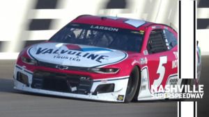 NASCAR - Larson s'impose sur le Superspeedway de Nashville