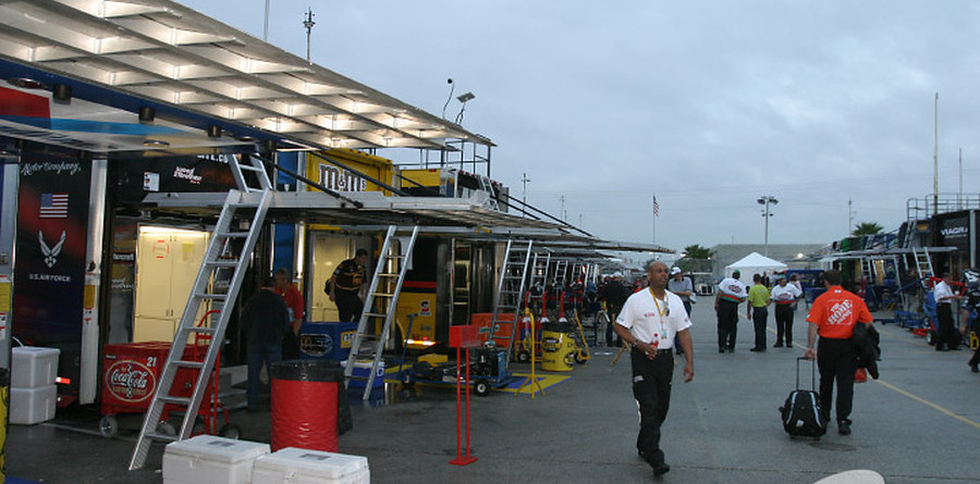 Speedweeks exhausting for teams, fans Speedweeks exhausting for teams, fans