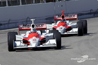 IRL: Castroneves and Hornish lead qualifying at Nazareth IRL: Castroneves and Hornish lead qualifying at Nazareth