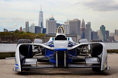 VIDEO: Nelson Piquet y la Fórmula E toman las calles de NY