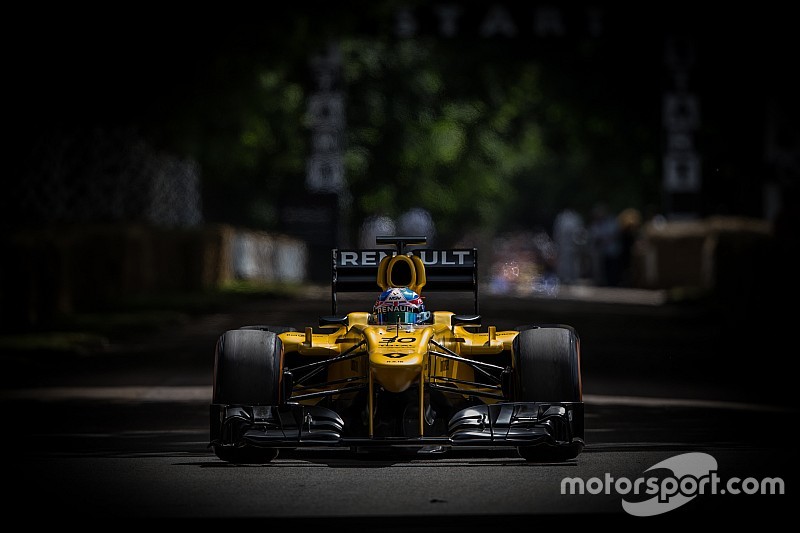 Renault en démo F1 dans 8 villes du sud de la France