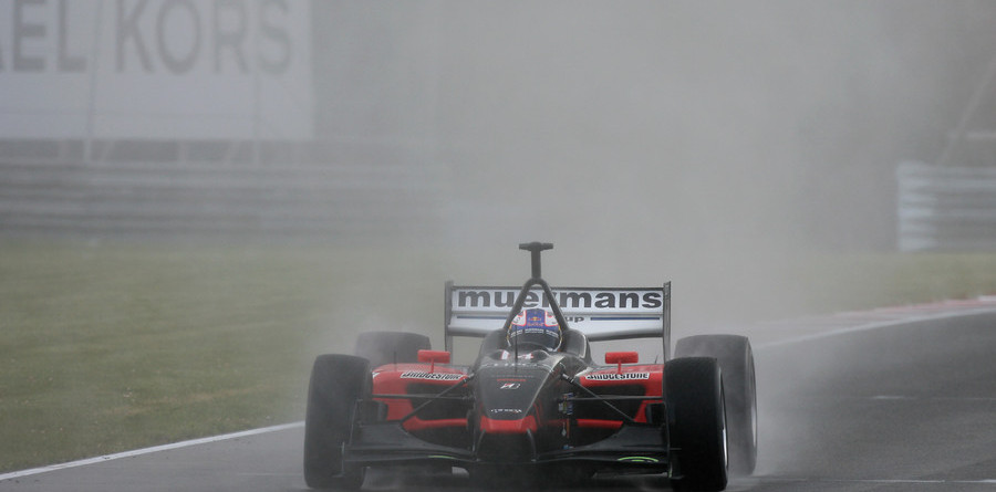 CHAMPCAR/CART: Doornbos wins wild race in Mont-Tremblant CHAMPCAR/CART: Doornbos wins wild race in Mont-Tremblant